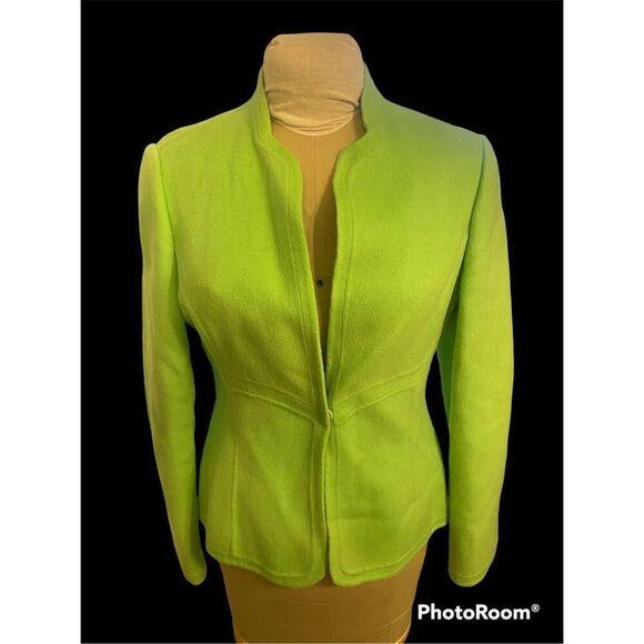 Single Snap Neon Green Wool Blend Blazer by Carlisle. Sz. 10 Peplum Silhouette - Picture 4 of 9